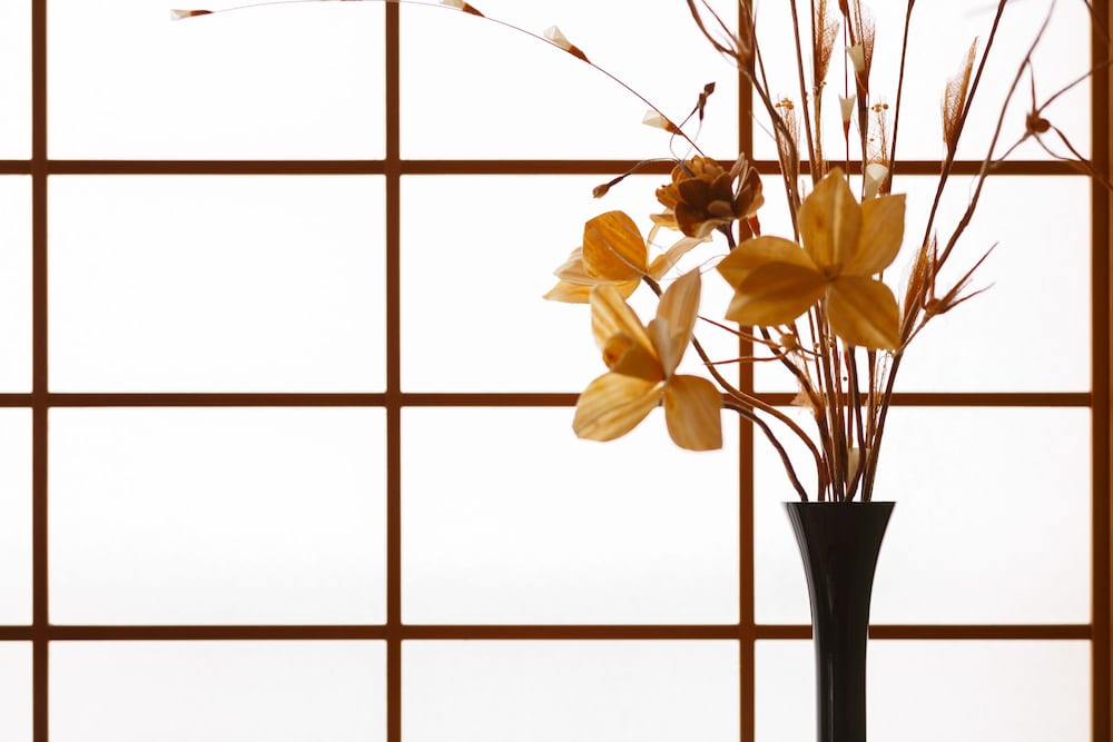 和室 8畳 キッチン&バストイレ付き 客室2 | ゆふいん田舎村いなか荘