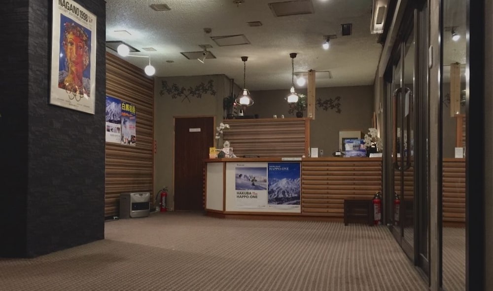 フロント1 | Hakuba Landmark Happo Lodge フロント1 | Hakuba Landmark Happo Lodge