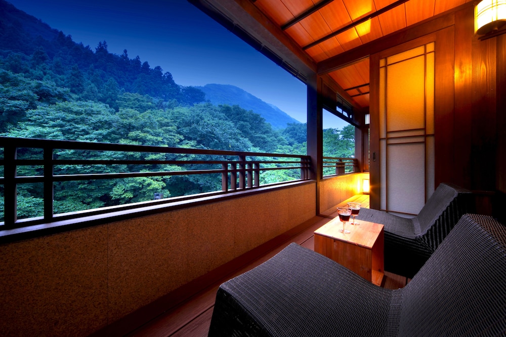 トラディショナル ルーム テラス (Kizuna Suite, Open-AIr Bath) テラス / パティオ0 | 守田屋