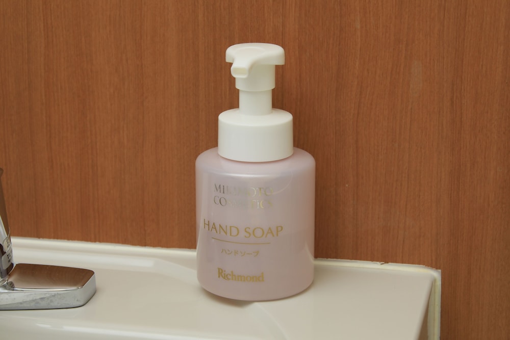 スタンダード ダブルルーム 禁煙 (ベッド140cm1台 12歳以下(小学生)のお子様1名様添い寝無料 エキストラベッド追加不可) 客室の設備とサービス6 | リッチモンドホテル松本