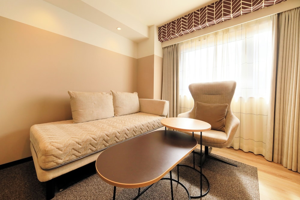 デラックス ダブルルーム 禁煙 (ベッド160cm1台 12歳以下(小学生)のお子様1名様添い寝無料※エキストラベッド追加の場合は大人1名様料金となります) 客室1 | リッチモンドホテル松本