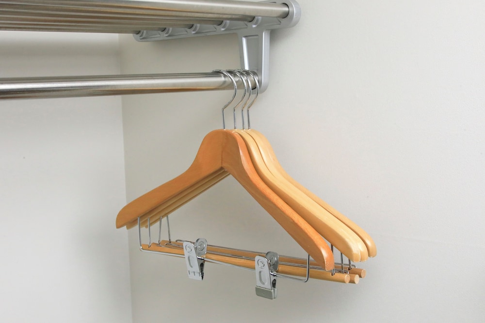 スタンダード ダブルルーム 禁煙 (ベッド140cm1台 12歳以下(小学生)のお子様1名様添い寝無料 エキストラベッド追加不可) 客室の設備とサービス9 | リッチモンドホテル松本