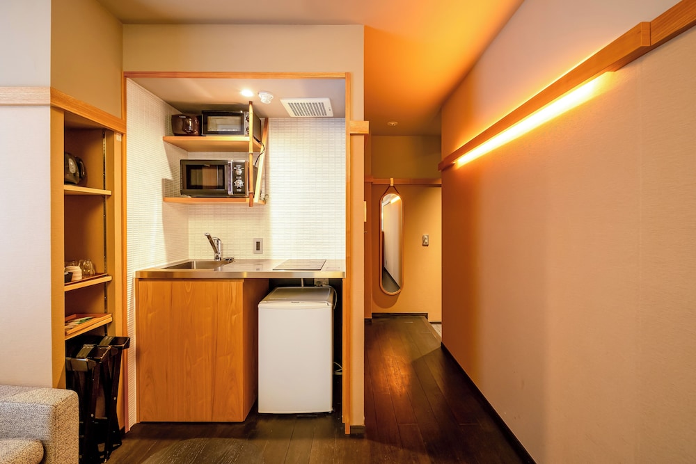 スーペリアツインルーム 禁煙 (6才以上は3名様まで) 専用キッチン2 | ゴザンホテル & サービスアパートメント東山三条