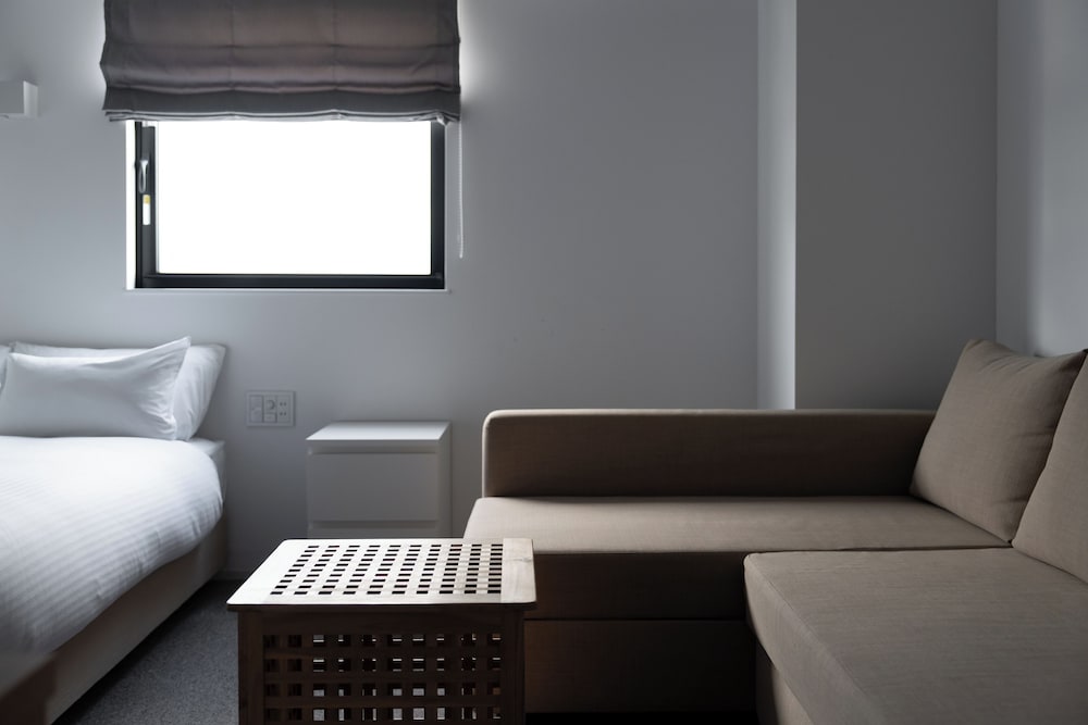 ダブルルーム 禁煙 客室6 | カナメインタテマチ