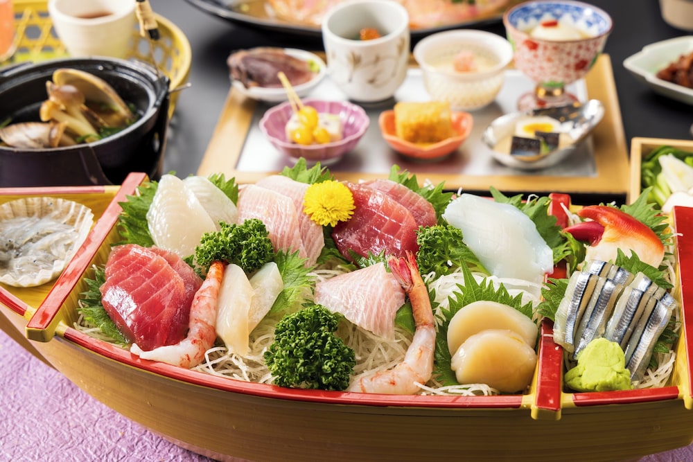 [贅沢旅]舟盛付きグルメプラン&朝食つき露天風呂付ツイン和室 禁煙 客室3 | ススキの原 一の湯