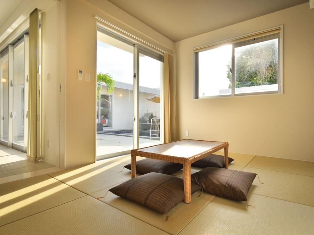 ロイヤルスイートヴィラ -プールサイドBBQ- 禁煙 客室1 | プールヴィラ 今泊 by コルディオプレミアム