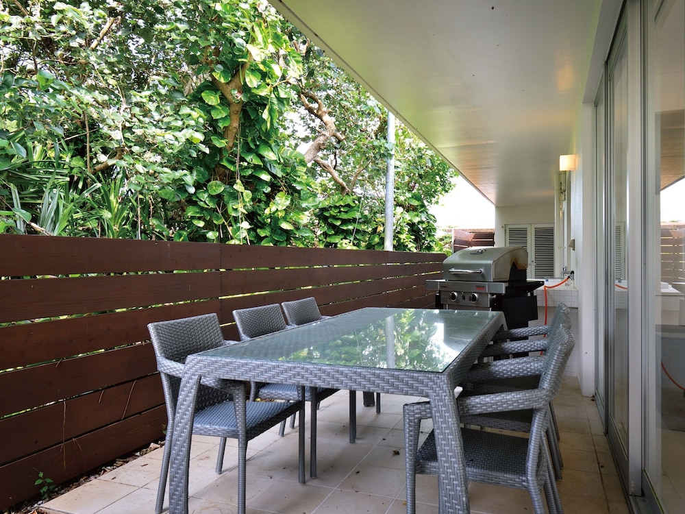 ロイヤルスイートヴィラ -テラスBBQ- 禁煙 客室2 | プールヴィラ 今泊 by コルディオプレミアム