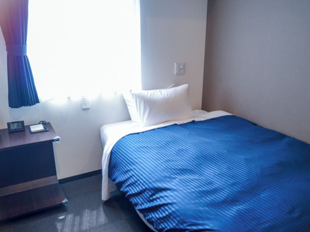 セミダブルルーム 喫煙可 客室1 | ホテルリブマックス埼玉朝霞駅前