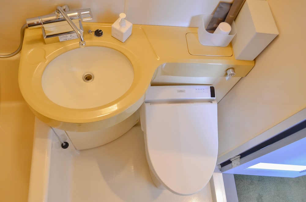 シングルエキストラルーム バスルーム1 | SARARASO