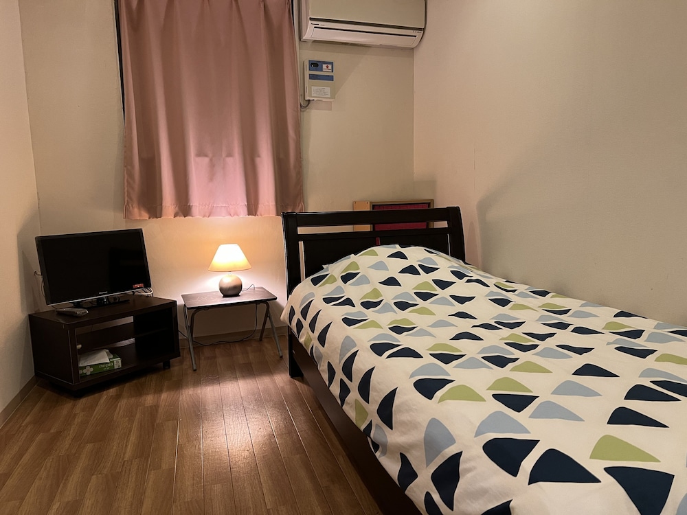 [女性専用] スタンダートルームＣ 共用バスルーム 禁煙 | 女性専用 ゲストハウス FUKUTOMI