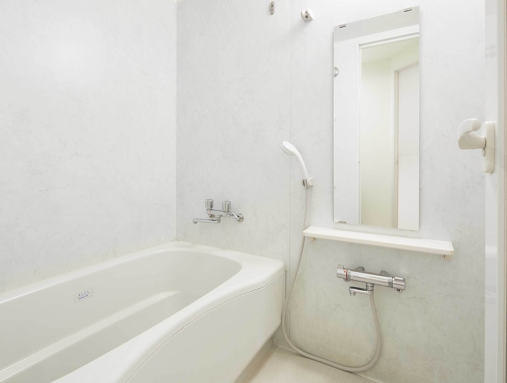 スーペリアツイン (禁煙) 2名様 バスルーム1 | 三井ガーデンホテルプラナ東京ベイ