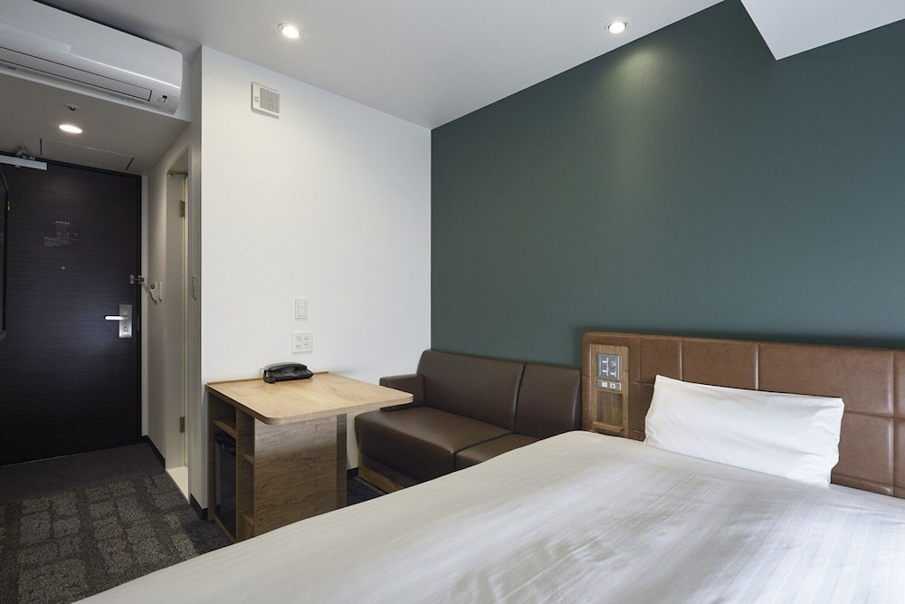 ヴィアインシングルルーム 禁煙 客室3 | JR 西日本グループ ヴィアイン心斎橋