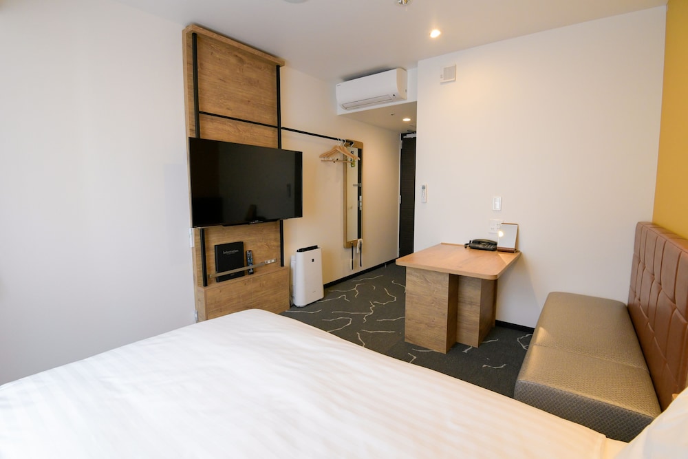 デラックス ダブルルーム 禁煙 客室2 | JR 西日本グループ ヴィアイン心斎橋