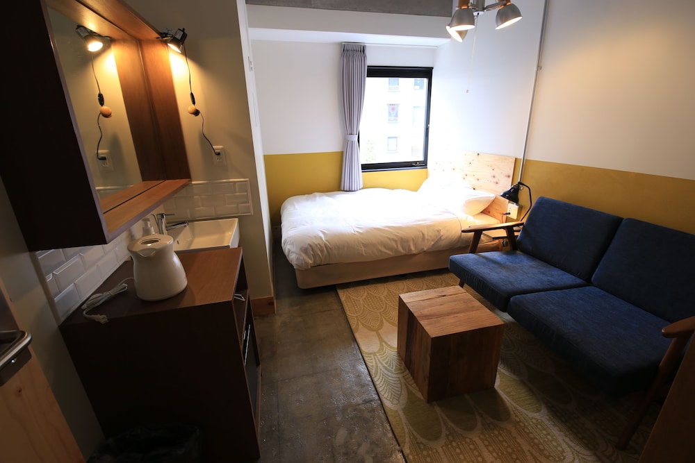 ダブルベッド個室 | WISE OWL HOSTELS SHIBUYA