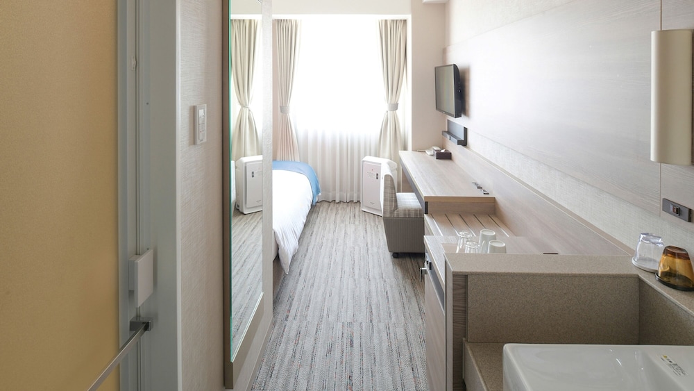 デラックスセミダブルルーム　喫煙可 客室5 | ベッセルイン滋賀守山駅前