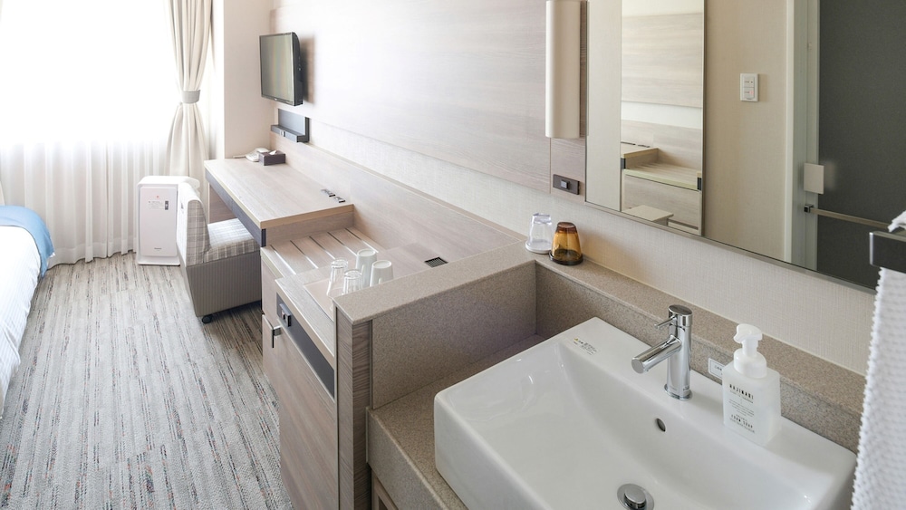 デラックスセミダブルルーム　喫煙可 客室4 | ベッセルイン滋賀守山駅前