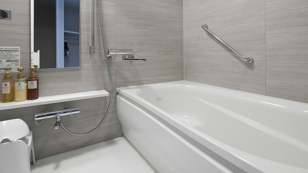 デラックスセミダブルルーム　喫煙可 バスルーム0 | ベッセルイン滋賀守山駅前