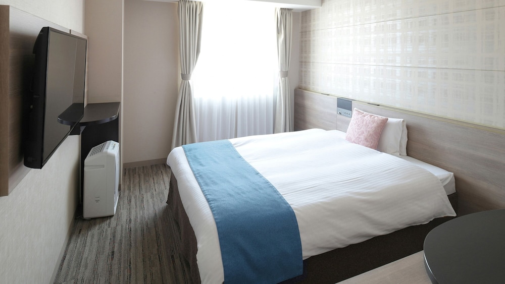 スーペリアセミダブルルーム　禁煙 | ベッセルイン滋賀守山駅前