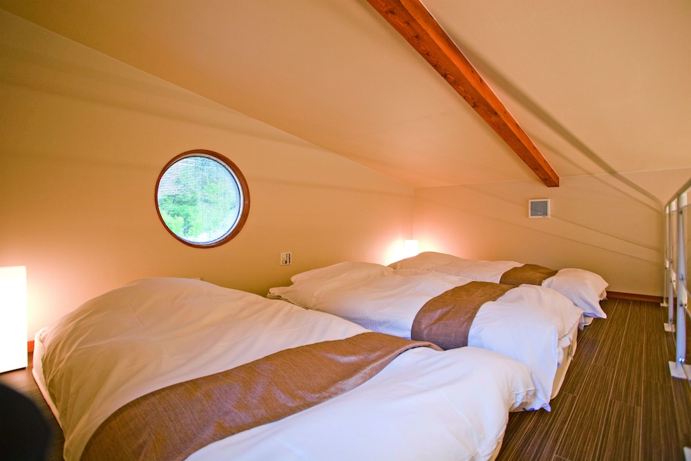 スタンダードタイプA ガーデンコテージ 客室1 | たまゆらの里