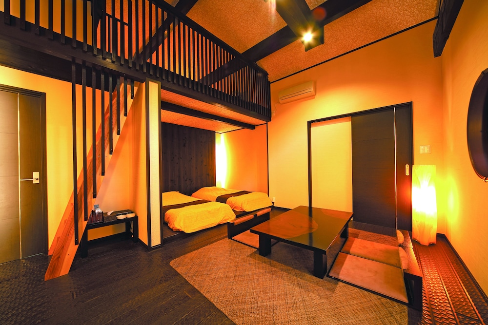 癒し風呂付コテージ タイプC (301) 低温岩盤浴・檜風呂付 | たまゆらの里