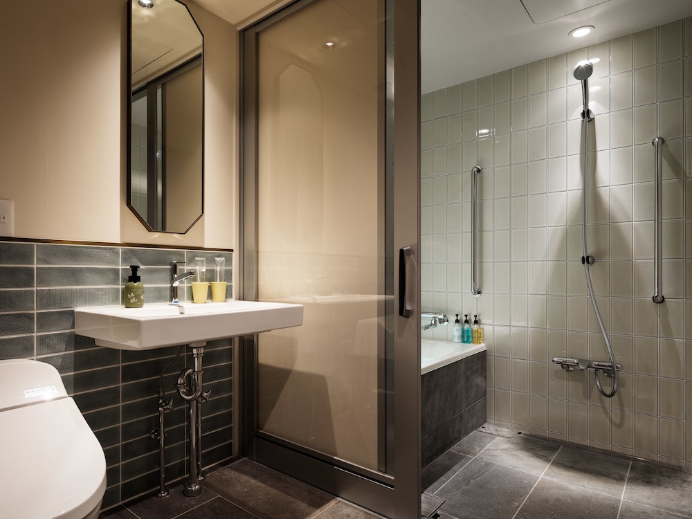 ユニバーサルツインルーム バスルーム0 | 京都グランベルホテル