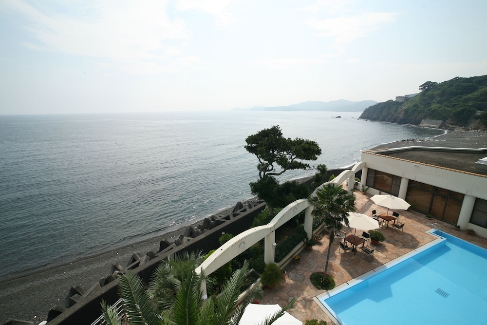 和室10畳 本館 (二食付) ビーチ / オーシャン ビュー0 | 旅の宿 潮の灯 鯨望荘