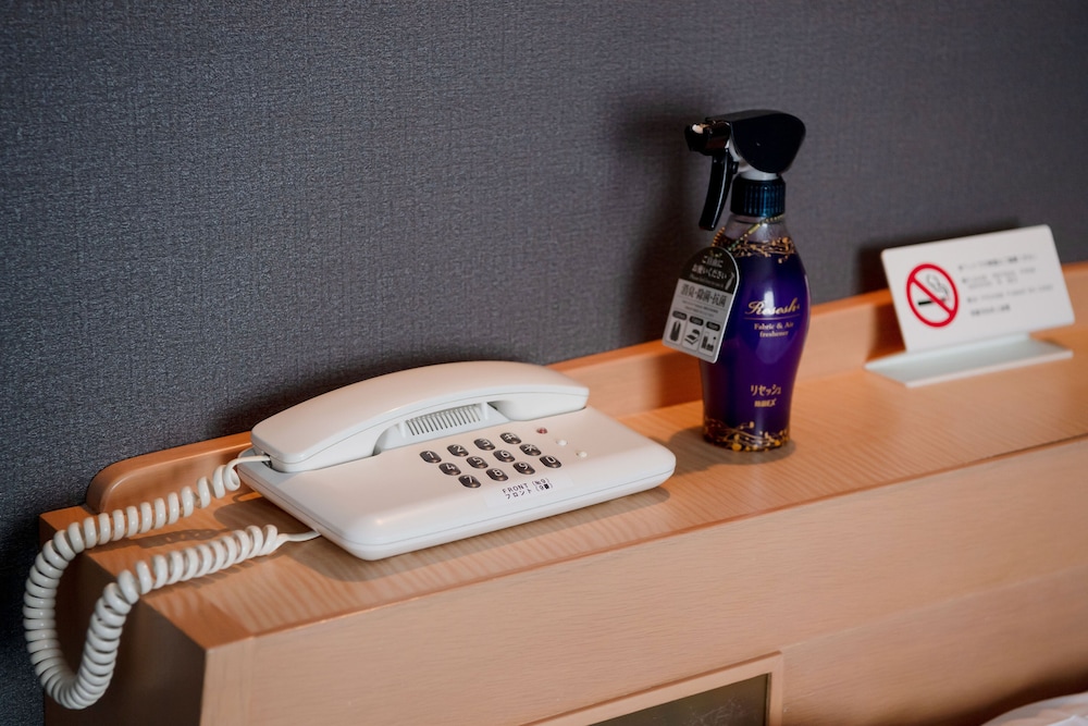 【喫煙】セミダブル14㎡(本館ステーションウィング) 客室の設備とサービス4 | ホテル アザット 那覇