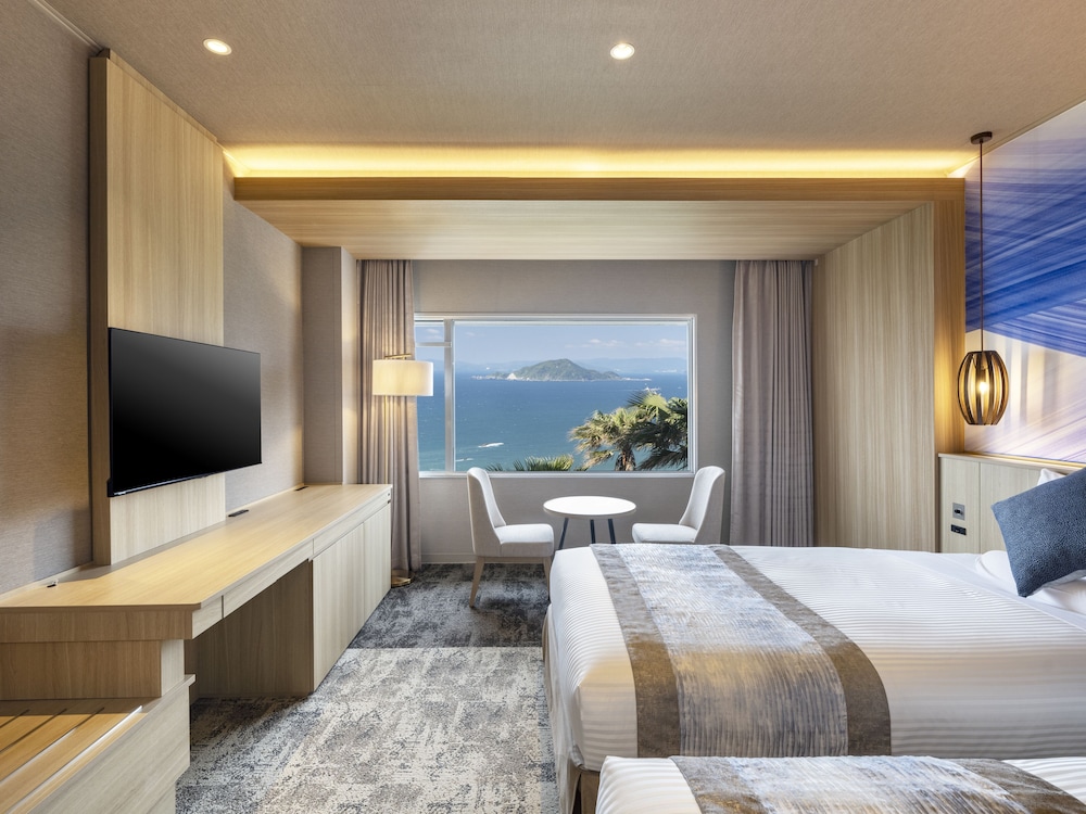 プレミアラージツイン (禁煙) | 伊良湖オーシャンリゾート