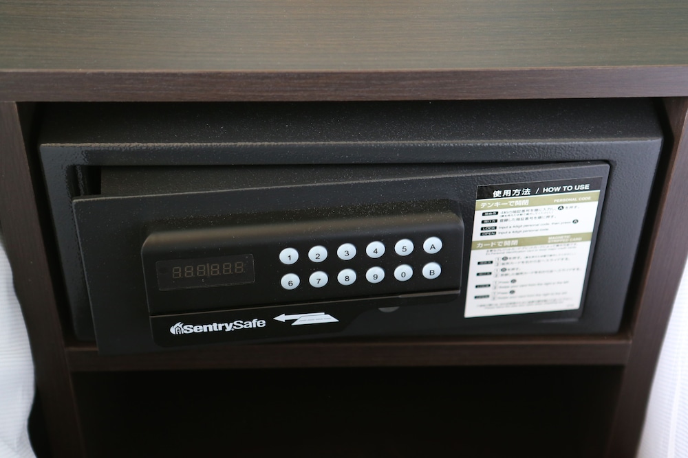 [全室禁煙] セミダブルルーム セーフティボックス0 | ホテルウィングインターナショナルセレクト名古屋栄