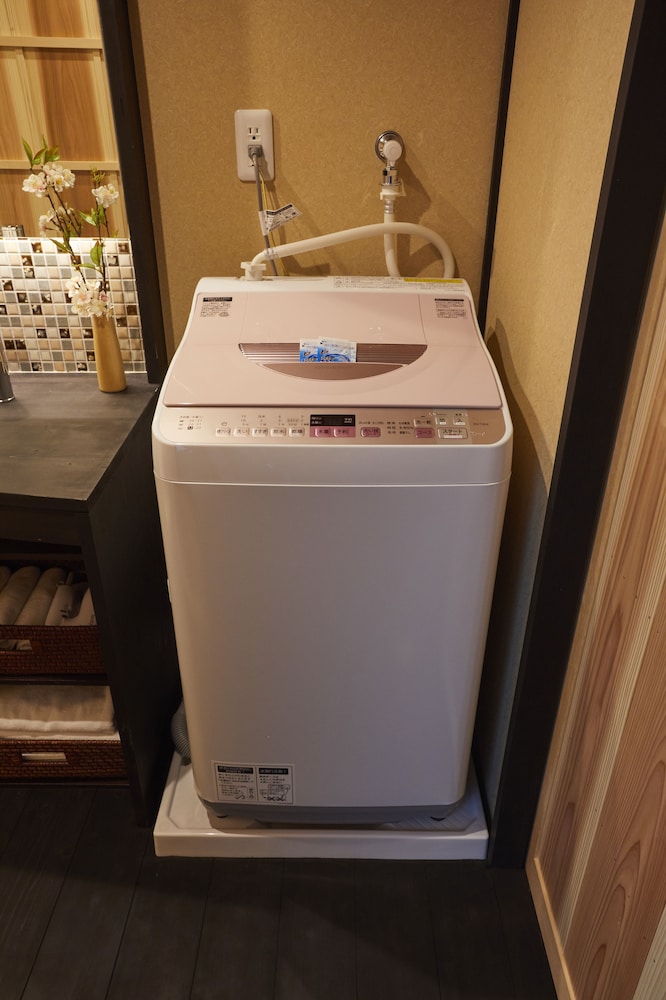 ランドリー ルーム1 | 鈴　伏見稲荷