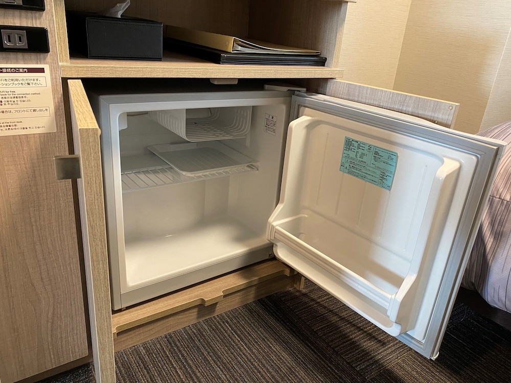 ツインルーム 喫煙可 客室1 | ホテルルートイン大阪和泉