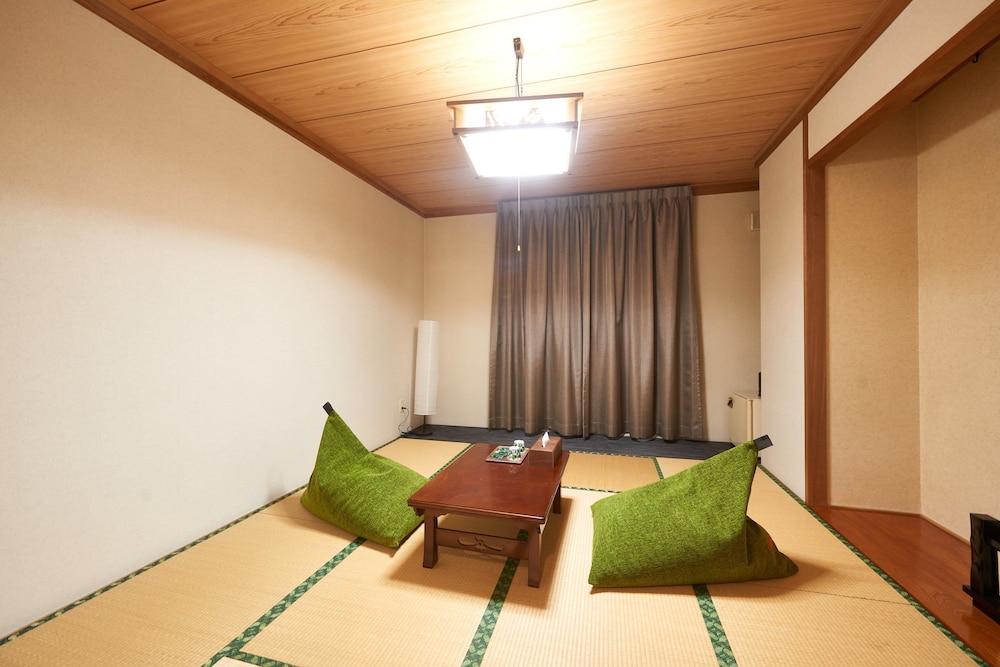 スタンダード ルーム 専用バスルーム 客室2 | 層雲峡温泉 ホテル雲井