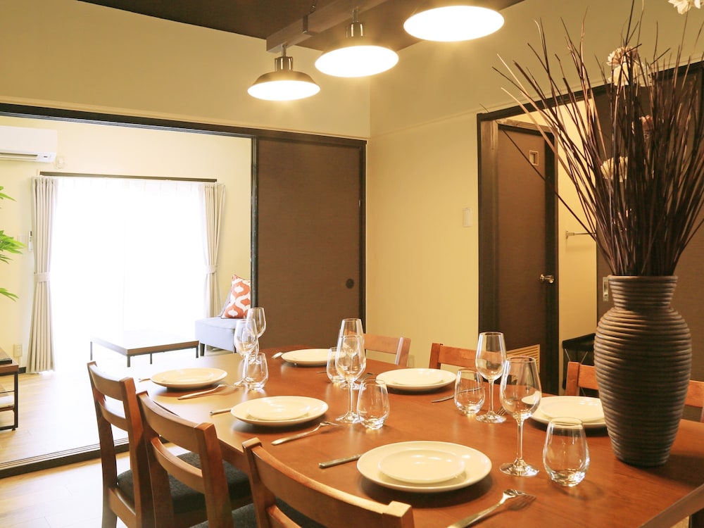 スタンダード(ツインルーム+和室)[禁煙] リビング エリア2 | スカイククル石垣島