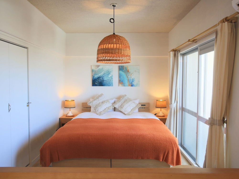 オーシャンリビング 客室2 | スカイククル石垣島