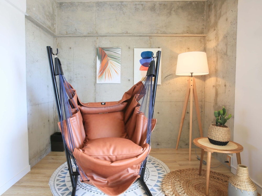 琉球リビング リビング エリア1 | スカイククル石垣島