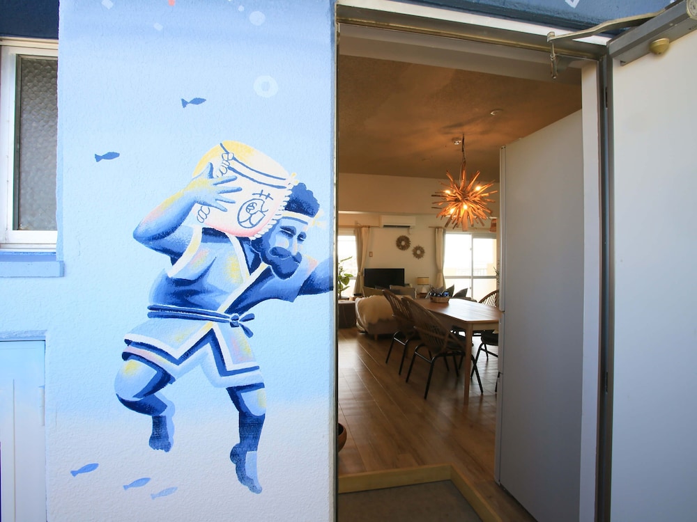 琉球リビング 客室1 | スカイククル石垣島