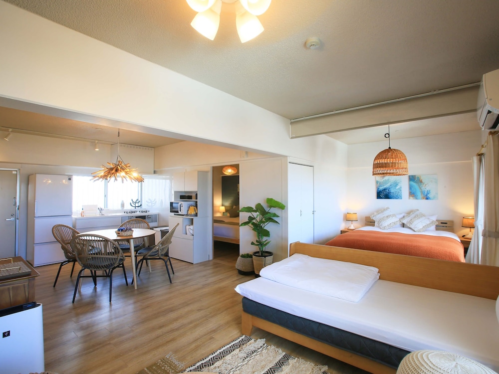 オーシャンリビング リビング エリア0 | スカイククル石垣島