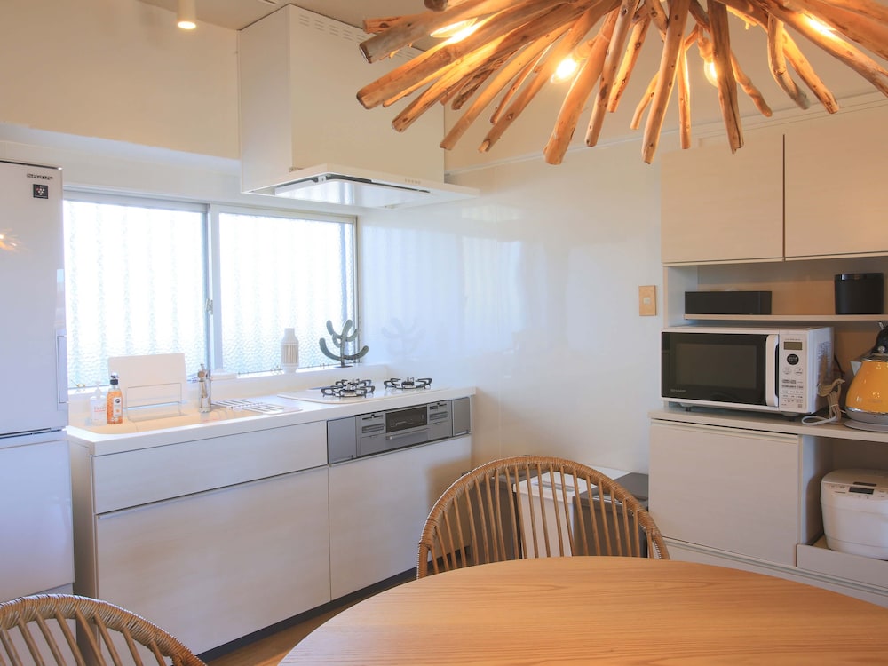 オーシャンリビング 専用キッチン2 | スカイククル石垣島