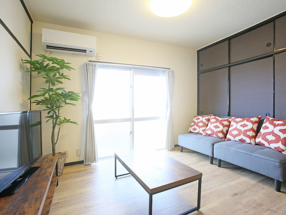 スタンダード(ツインルーム+和室)[禁煙] リビング エリア9 | スカイククル石垣島