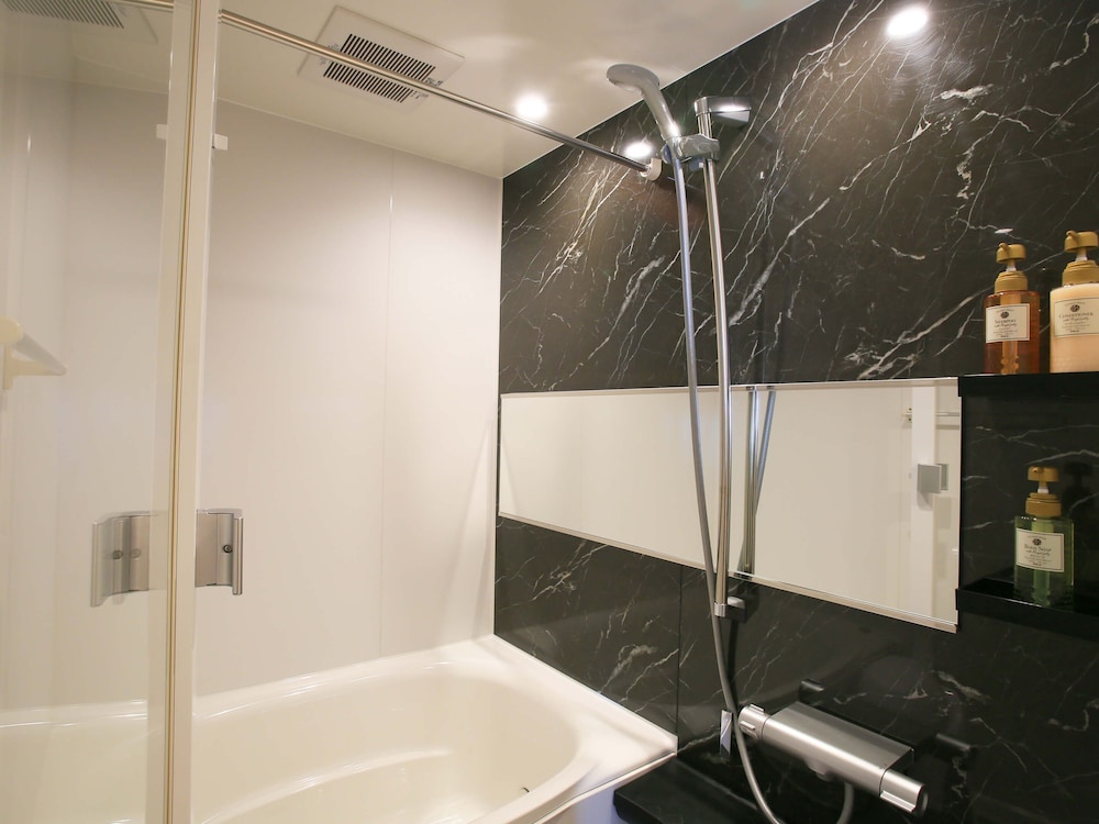 琉球リビング バスルーム0 | スカイククル石垣島