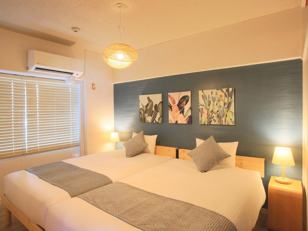 オーシャンリビング | スカイククル石垣島