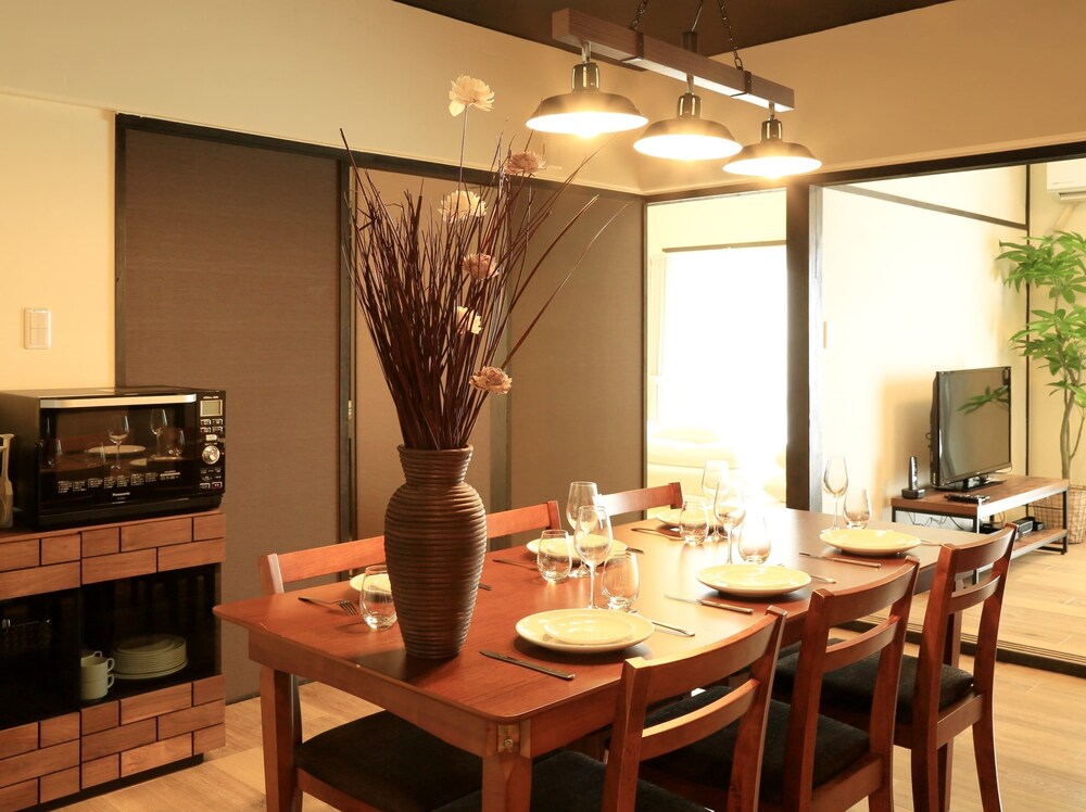 スタンダード(ツインルーム+和室)[禁煙] リビング エリア5 | スカイククル石垣島