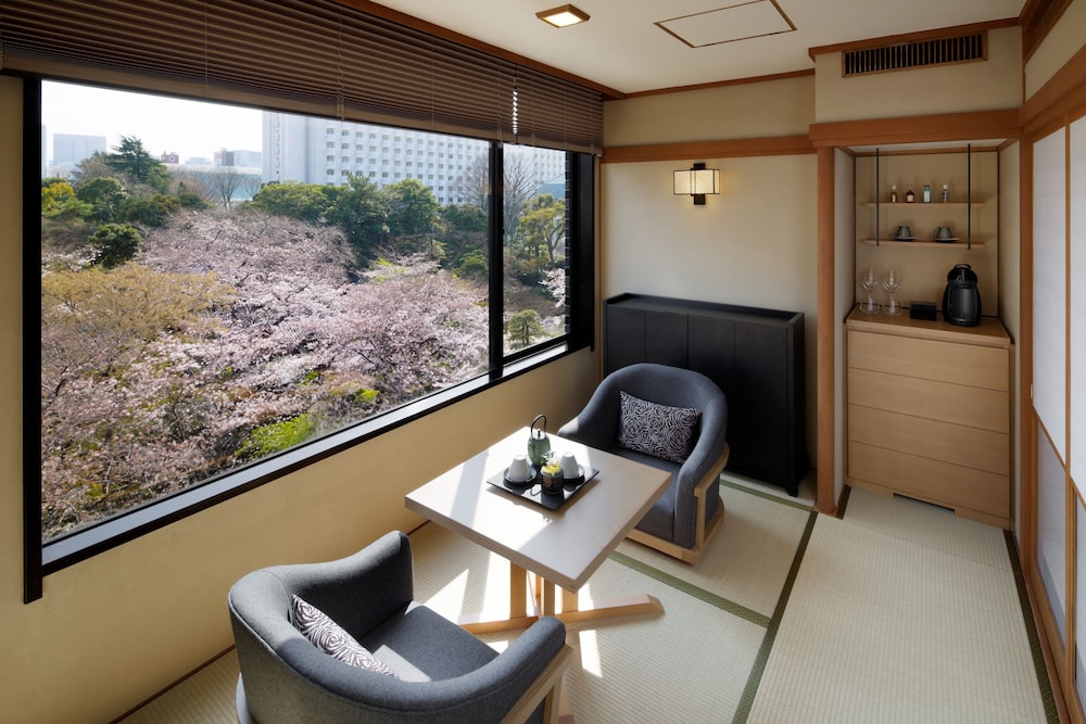 和室ガーデンスイート (59.9 sqm) 部屋からの景観1 | 高輪 花香路、スモール･ラグジュアリー･ホテルズ･オブ･ザ･ワールド加盟