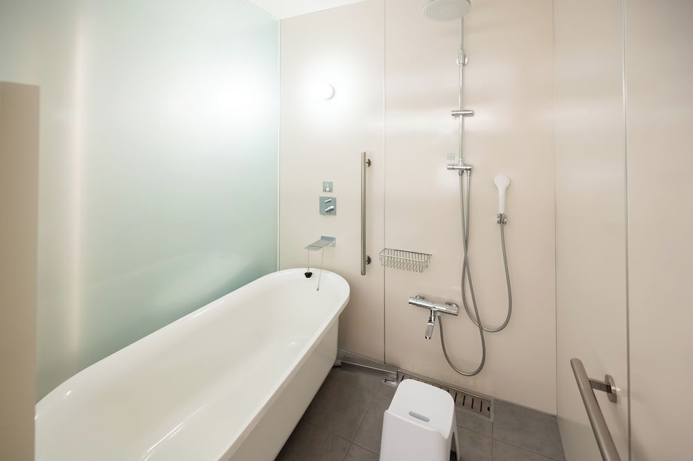 本館 スタンダード ツインルーム バスルーム0 | リゾートホテル モアナコースト