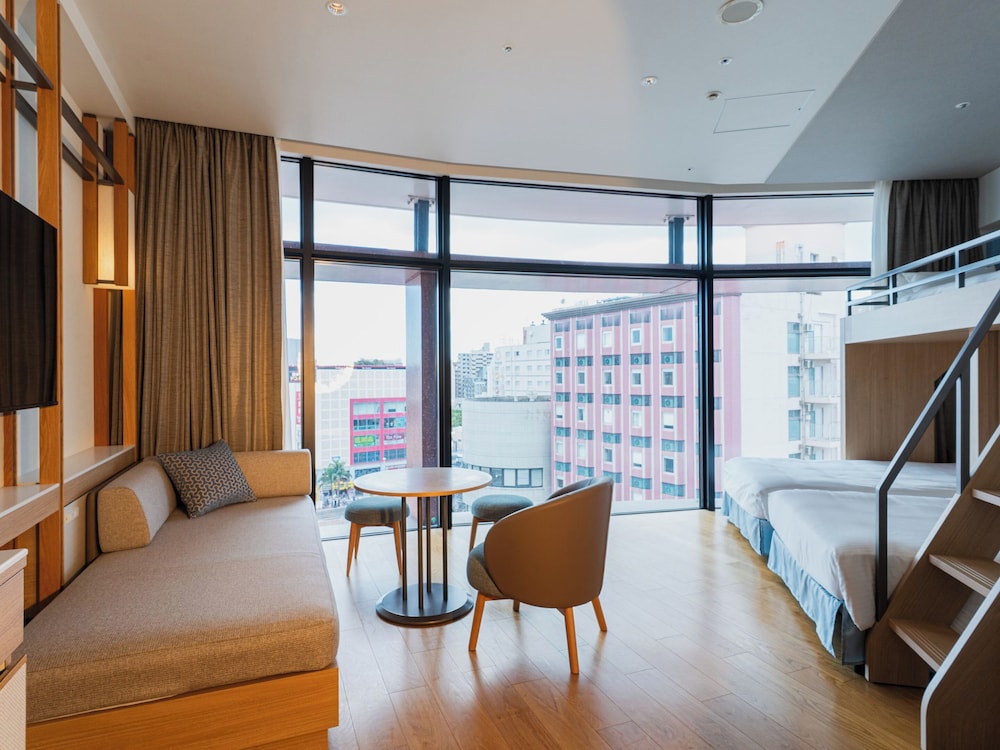 ファミリー ルーム | JR九州ホテル ブラッサム那覇