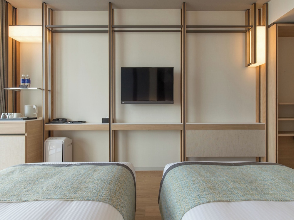 スーペリアツイン 禁煙 客室4 | JR九州ホテル ブラッサム那覇