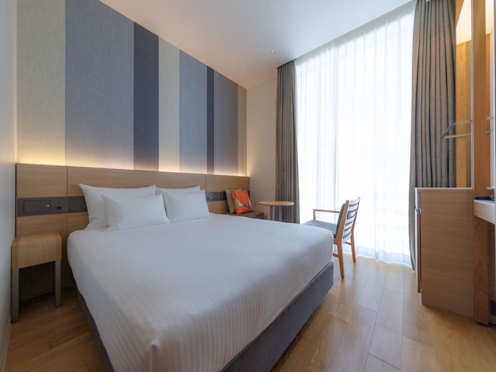 スーペリアダブル 禁煙 | JR九州ホテル ブラッサム那覇