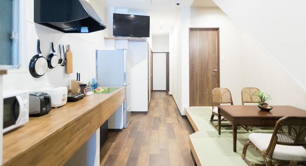 共用キッチン1 | 大阪難波ホステルみやび 共用キッチン1 | 大阪難波ホステルみやび