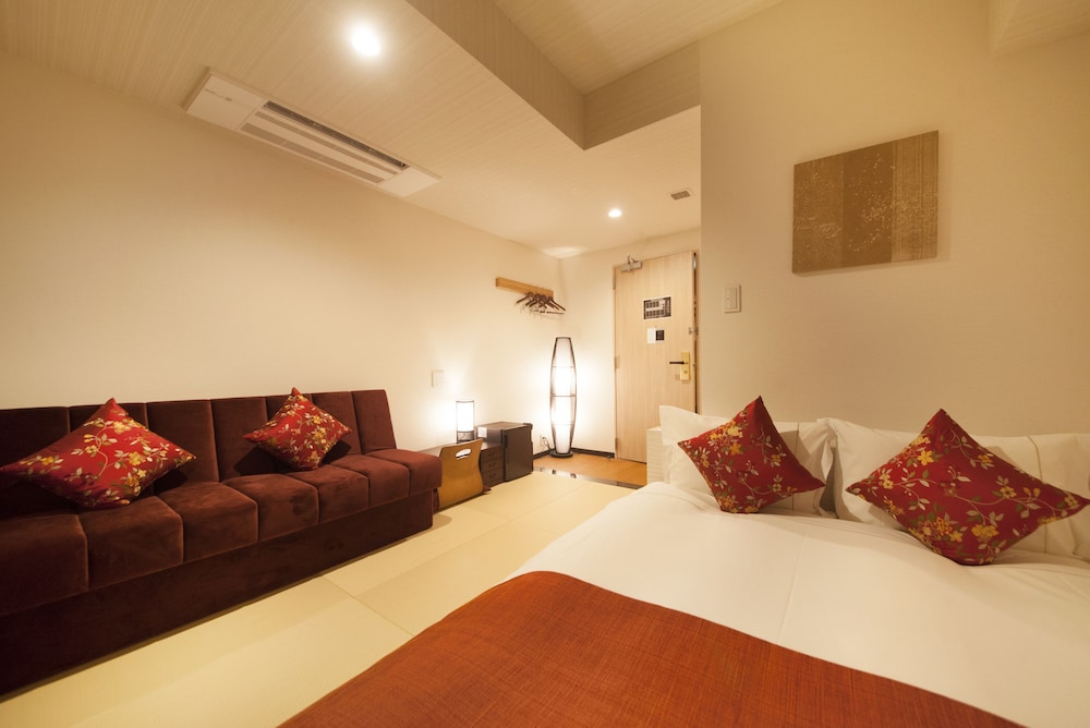 和洋室 ダブルルーム (ダブルベッド1台) 禁煙 - 別館 大人3名様よりエクストラベッドをご用意 | センチュリオンホテル & スパ上野駅前