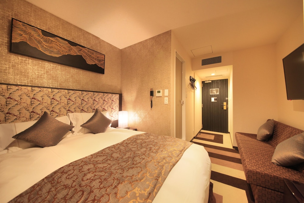 スーペリア ダブルルーム (ダブルベッド1台) 禁煙 - 別館 大人3名様よりエクストラベッドをご用意 | センチュリオンホテル & スパ上野駅前